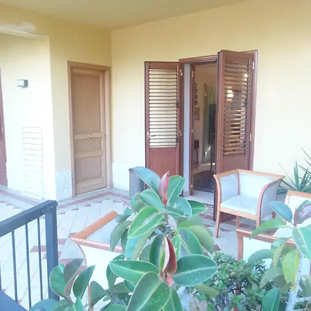 Villino Toti E Silvana - A 50 Mt Dal Mare Carini