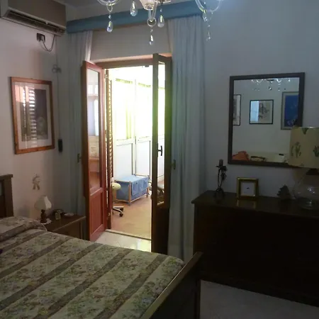 Villino Toti E Silvana - A 50 Mt Dal Mare Carini